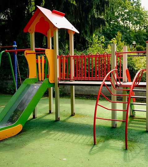 Санаторий «им. И.П. Павлова» Ессентуки. Детская площадка Санаторий «им. И.П. Павлова» Ессентуки. Детская площадка