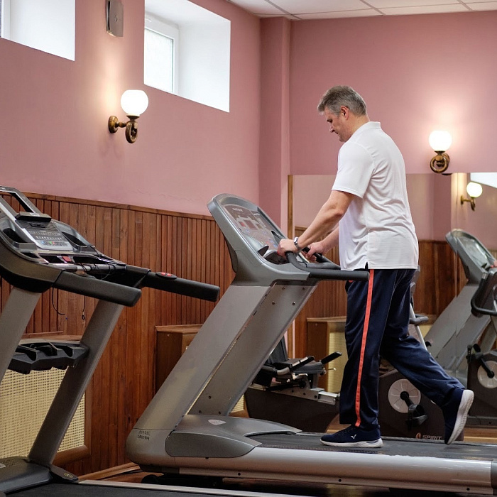 Санаторий «Долина Нарзанов» г. Кисловодск. Спортивный зал Санаторий «Долина Нарзанов» г. Кисловодск. Спортивный зал