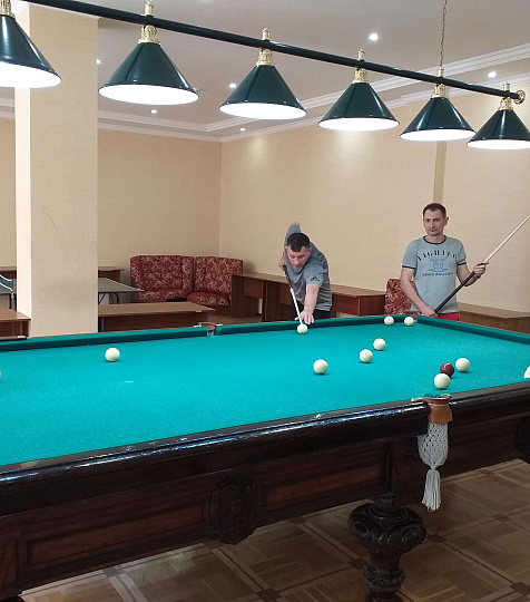 Санаторий «им. С.М. Кирова», г. Пятигорск. Бильярд Санаторий «им. С.М. Кирова», г. Пятигорск. Бильярд