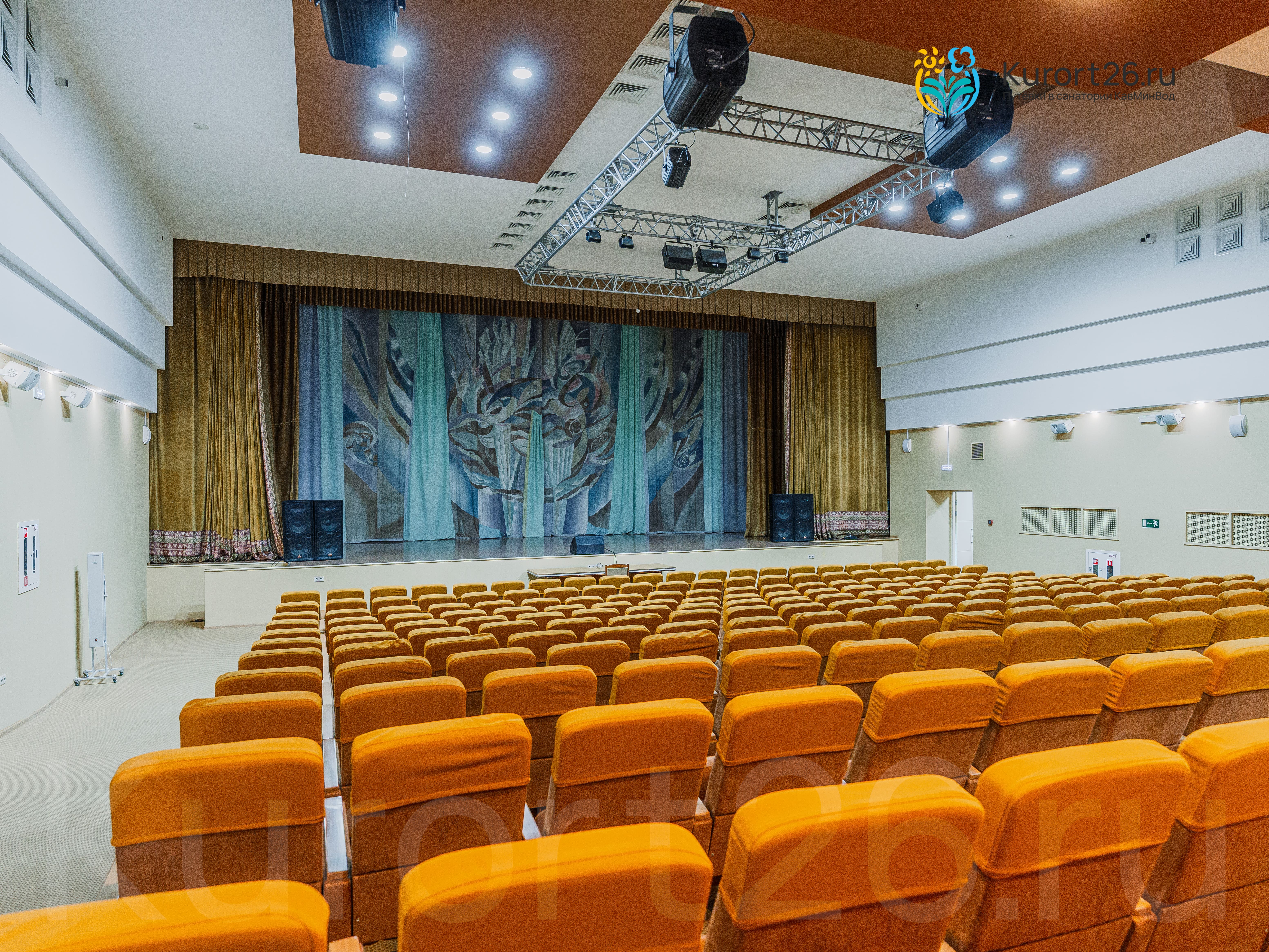 Санаторий «Крепость» г. Кисловодск. Концертный зал Санаторий «Крепость» г. Кисловодск. Концертный зал