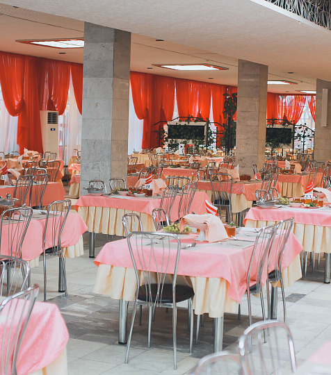 Санаторий «Зори Ставрополья», Пятигорск. Столовая Санаторий «Зори Ставрополья», Пятигорск. Столовая