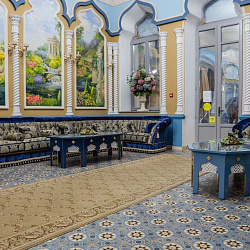 Санаторий «Главные Нарзанные Ванны», Кисловодск. Холл Санаторий «Главные Нарзанные Ванны», Кисловодск. Холл