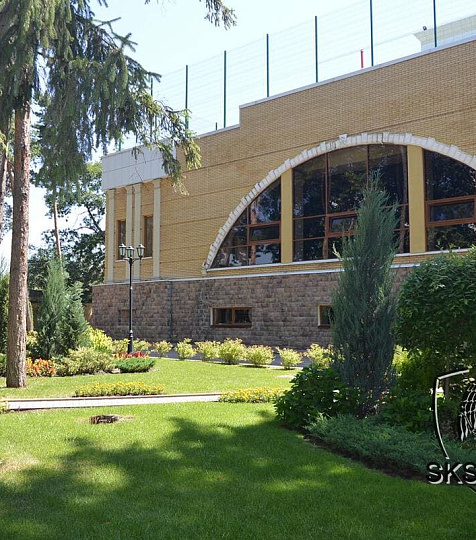 ФГБУ «Санаторно-реабилитационный центр МЧС России», Кисловодск. Территория ФГБУ «Санаторно-реабилитационный центр МЧС России», Кисловодск. Территория