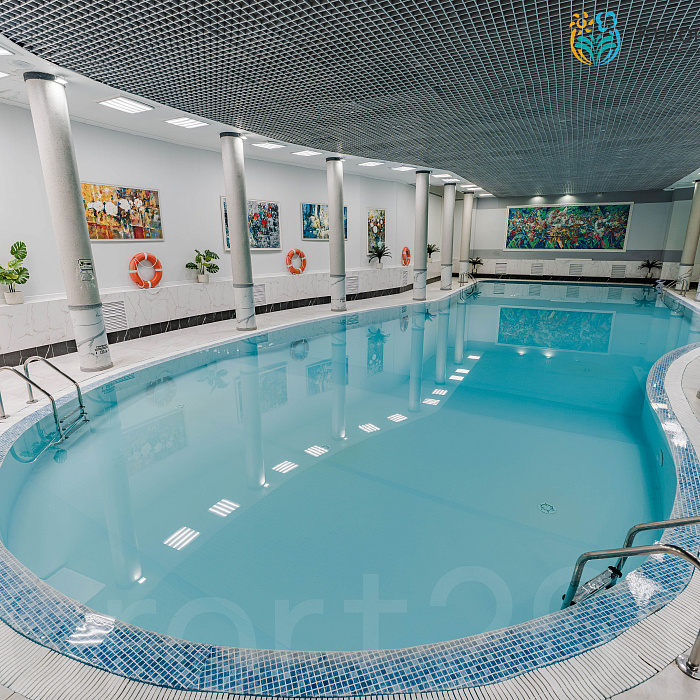 Санаторий «Вернисаж» г. Кисловодск. Бассейн Санаторий «Вернисаж» г. Кисловодск. Бассейн