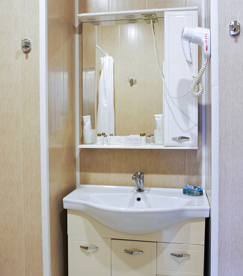 Санаторий «Нарзан» г. Кисловодск. Номер «Люкс», корпус №1 «Центральный» Санаторий «Нарзан» г. Кисловодск. Номер «Люкс», корпус №1 «Центральный»