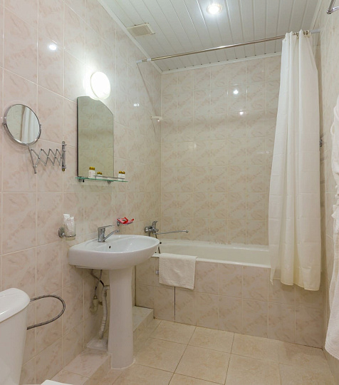 Санаторий «Москва», г. Кисловодск. Одноместный номер 1 категории Санаторий «Москва», г. Кисловодск. Одноместный номер 1 категории