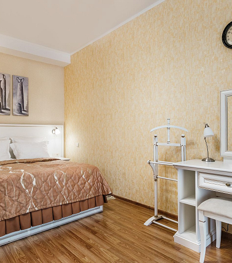 Санаторий «Славяновский исток», Железноводск. Номер «Студия» Санаторий «Славяновский исток», Железноводск. Номер «Студия»