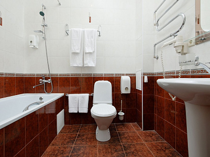 Санаторий «Шахтёр», г. Ессентуки. Корпус «Дача генерала Макарова», номера Санаторий «Шахтёр», г. Ессентуки. Корпус «Дача генерала Макарова», номера