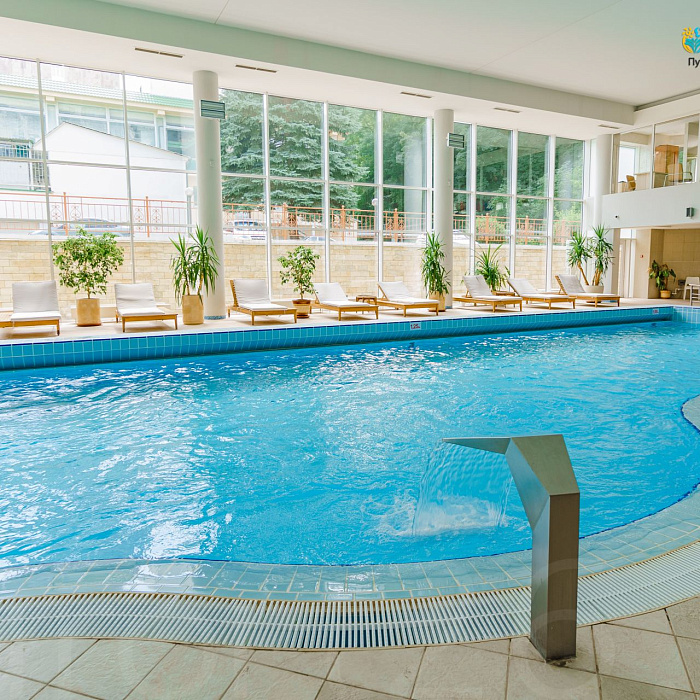Санаторий «Плаза» г. Кисловодск. Бассейн Санаторий «Плаза» г. Кисловодск. Бассейн